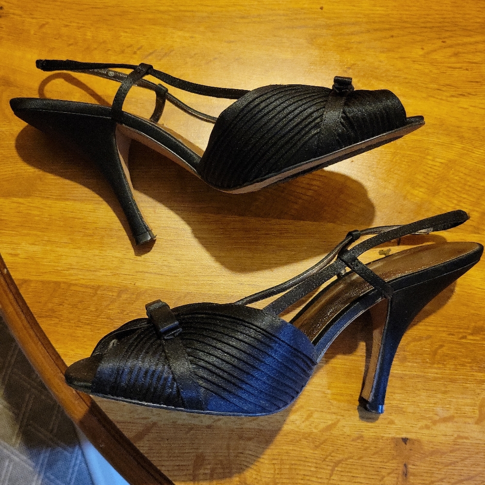 Evening shoes